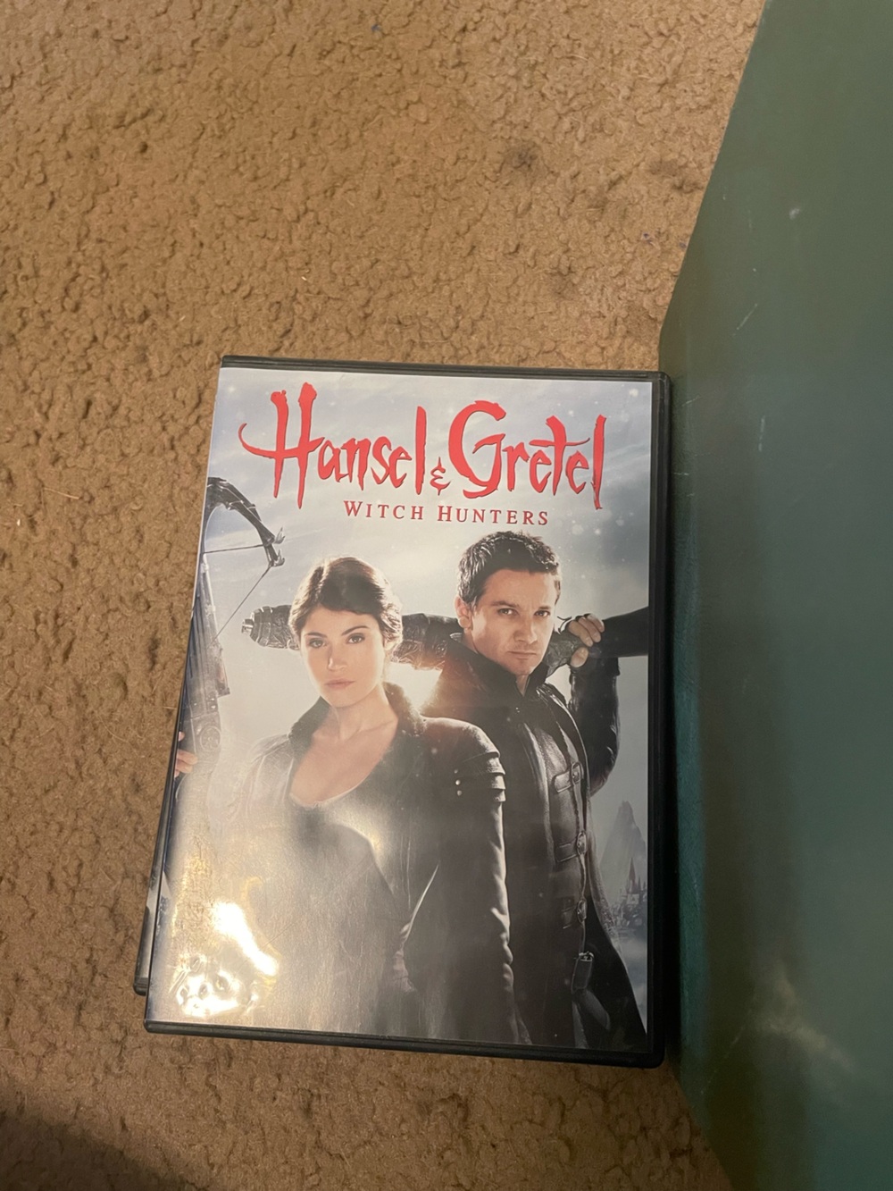 Hansa & Gretel: Witch Hunters - Action Movie DVD (Black/White)